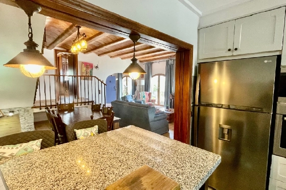 Villa in Alcalali zu verkaufen, Wohnfläche 403 m², Baujahr 2007, + Zentralheizung, Klimaanlage, Grundstück 410 m², 6 Schlafzimmer, 4 Badezimmer, Pool, ref.: PV-141-02014P-37