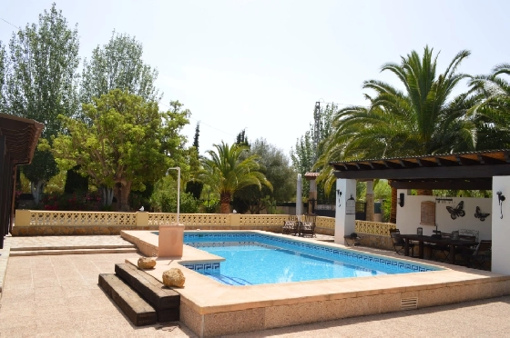 Villa in Alcalali zu verkaufen, Wohnfläche 228 m², Baujahr 1976, + Zentralheizung, Klimaanlage, Grundstück 2397 m², 4 Schlafzimmer, 3 Badezimmer, Pool, ref.: PV-141-02016P-19