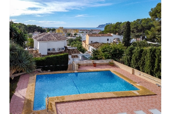 Villa in Moraira zu verkaufen, Wohnfläche 270 m², Klimaanlage, Grundstück 897 m², 3 Schlafzimmer, 3 Badezimmer, Pool, ref.: AM-12629DR-40