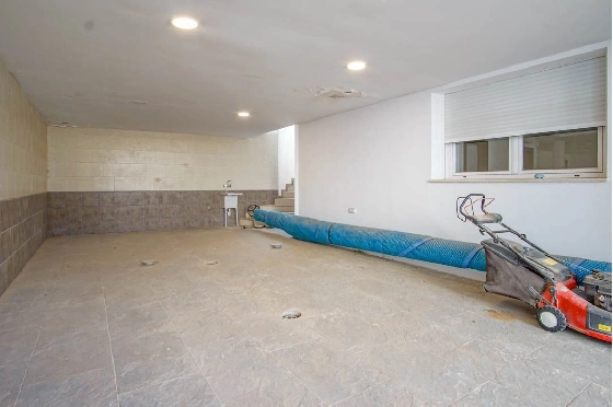 Villa in L-Alfas del Pi(Alfaz del PI Pueblo Urbanizaciones) zu verkaufen, Wohnfläche 810 m², Grundstück 1094 m², 5 Schlafzimmer, 6 Badezimmer, Pool, ref.: COB-7030ALF-10535-6