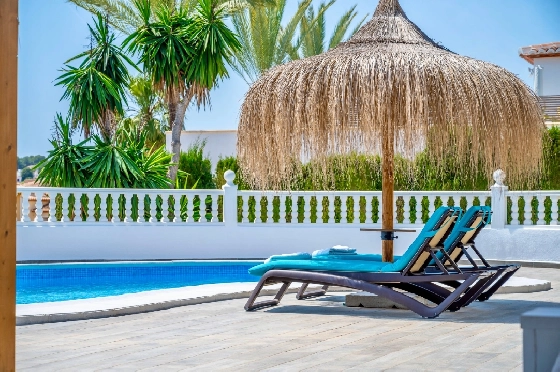 Villa in Moraira zu verkaufen, Wohnfläche 290 m², Baujahr 2003, + Ofen, Klimaanlage, Grundstück 847 m², 3 Schlafzimmer, 3 Badezimmer, Pool, ref.: AM-12692DR-20
